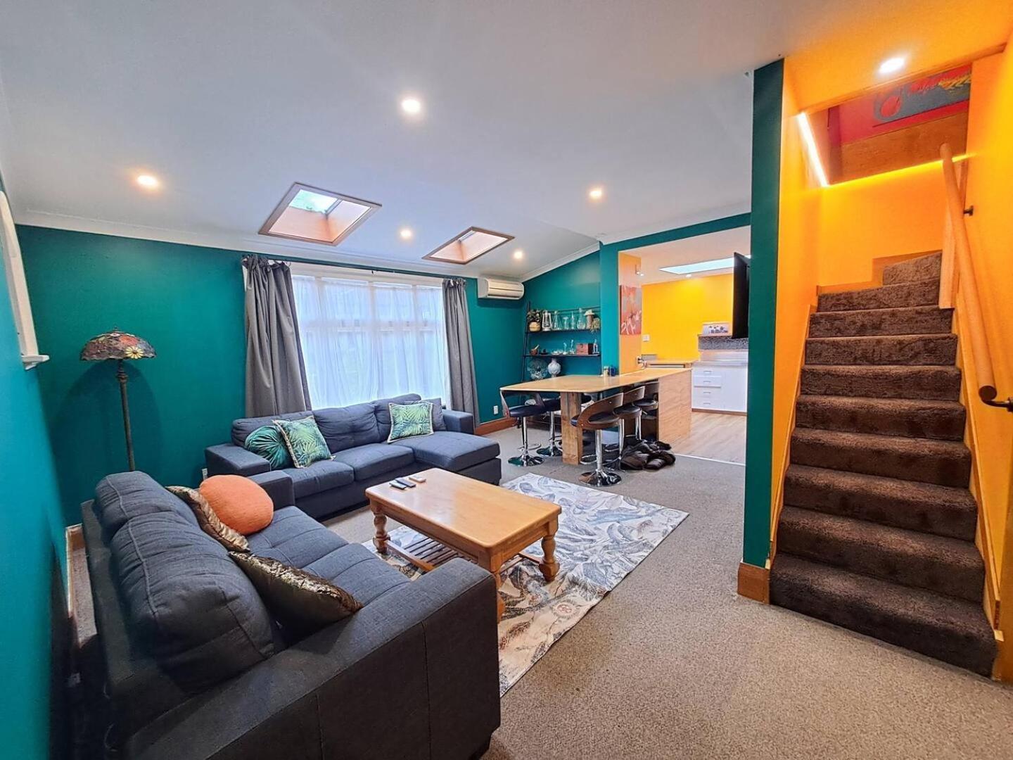 A Stone'S Throw From Town Main House Hotel Dunedin Eksteriør billede